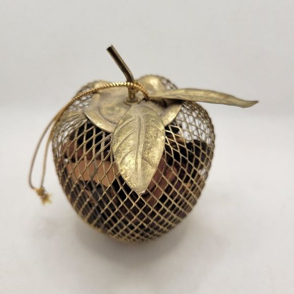 Vintage Gold Brass Apple Potpourri Ornament Natural Air Freshener - Picture 4 of 9